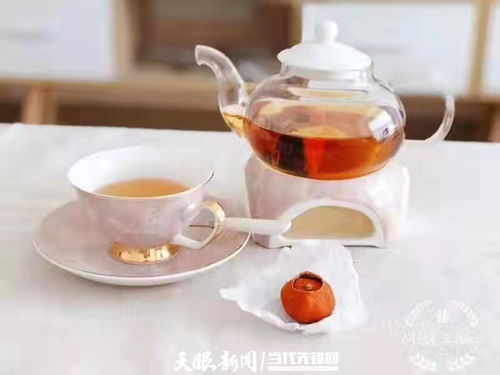 履職這五年 馬尾繡穿上身,全國(guó)兩會(huì)上的她成了貴州好物的 推薦官